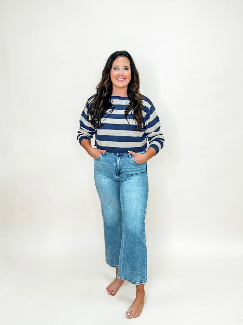Striped Exposed Seam Cropped Sweater – Denim Blue & Gray