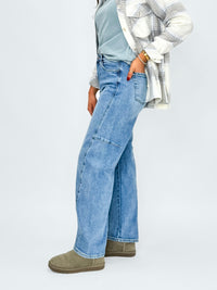 Lovervet Curved Seam Barrel Jeans