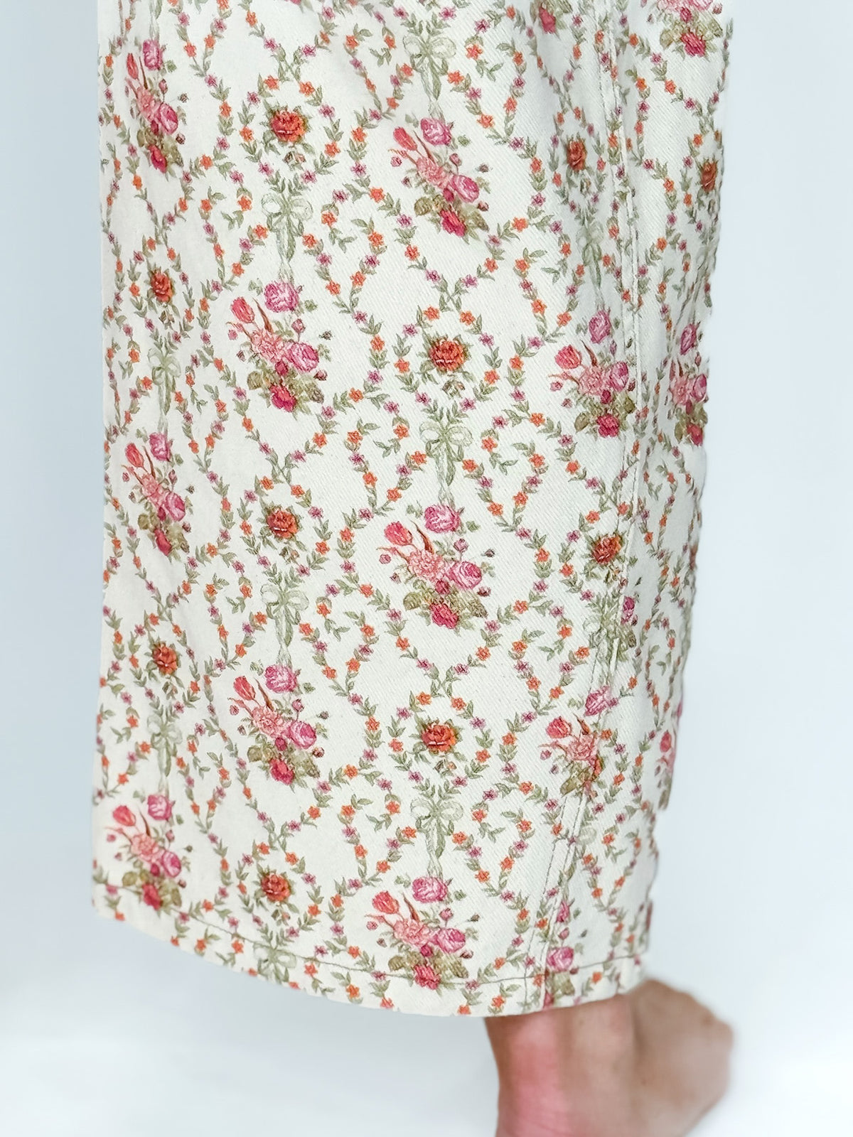 Corded Floral Barrel Jeans in Cream