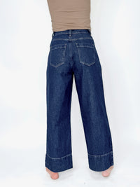Dark Wash Wide Leg Front Pocket Jeans