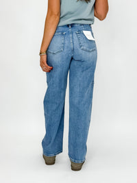 Lovervet Curved Seam Barrel Jeans
