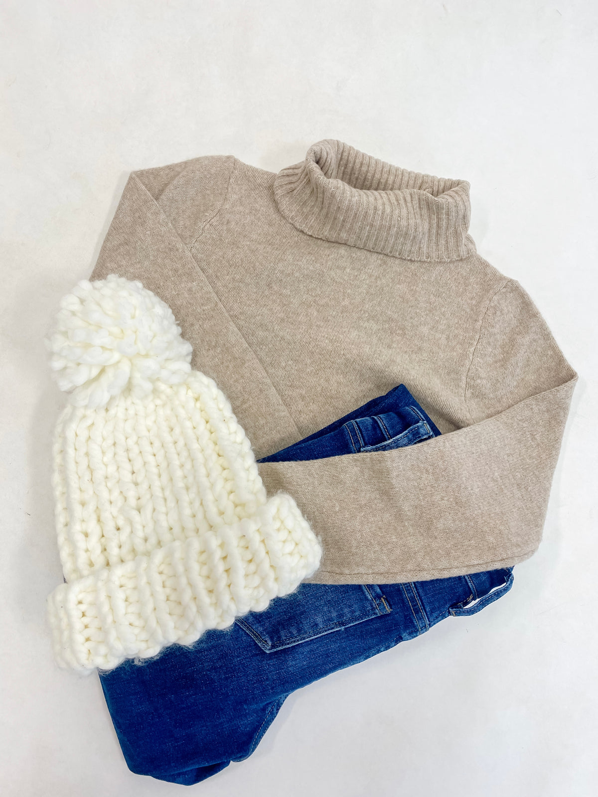 Basic Turtleneck Sweater Oatmeal