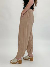 High Waist Trouser In Khaki