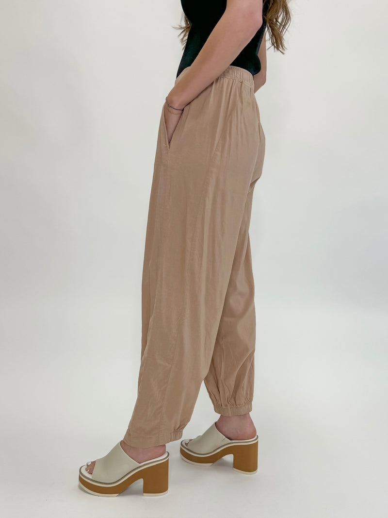 High Waist Trouser In Khaki
