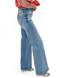 Risen Front Patch Pocket Wide Leg Medium Wash Jeans