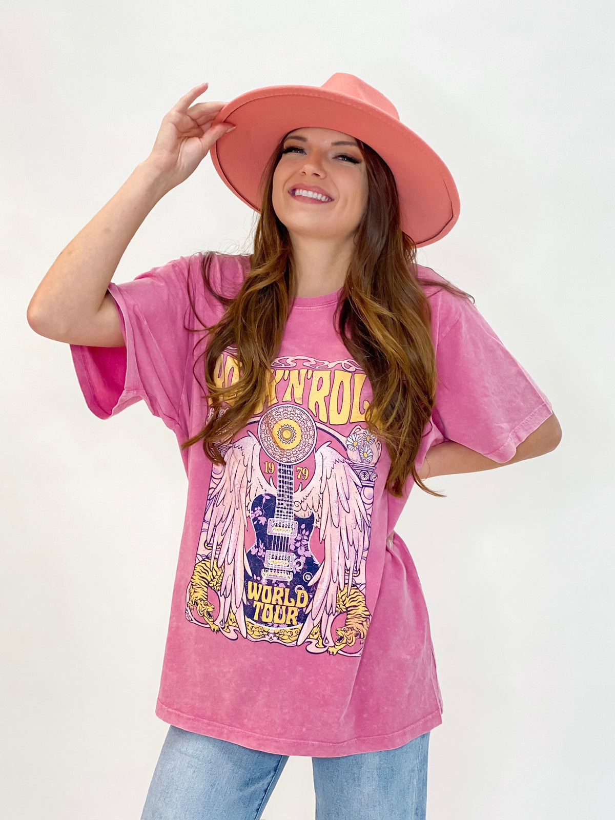 Rock ' N' Roll World Tour Graphic Tee Pink